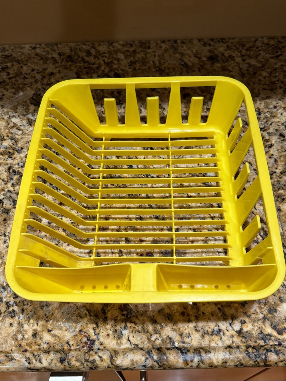 Vintage Rubbermaid Yellow Plastic Dish Drying Rack Retro